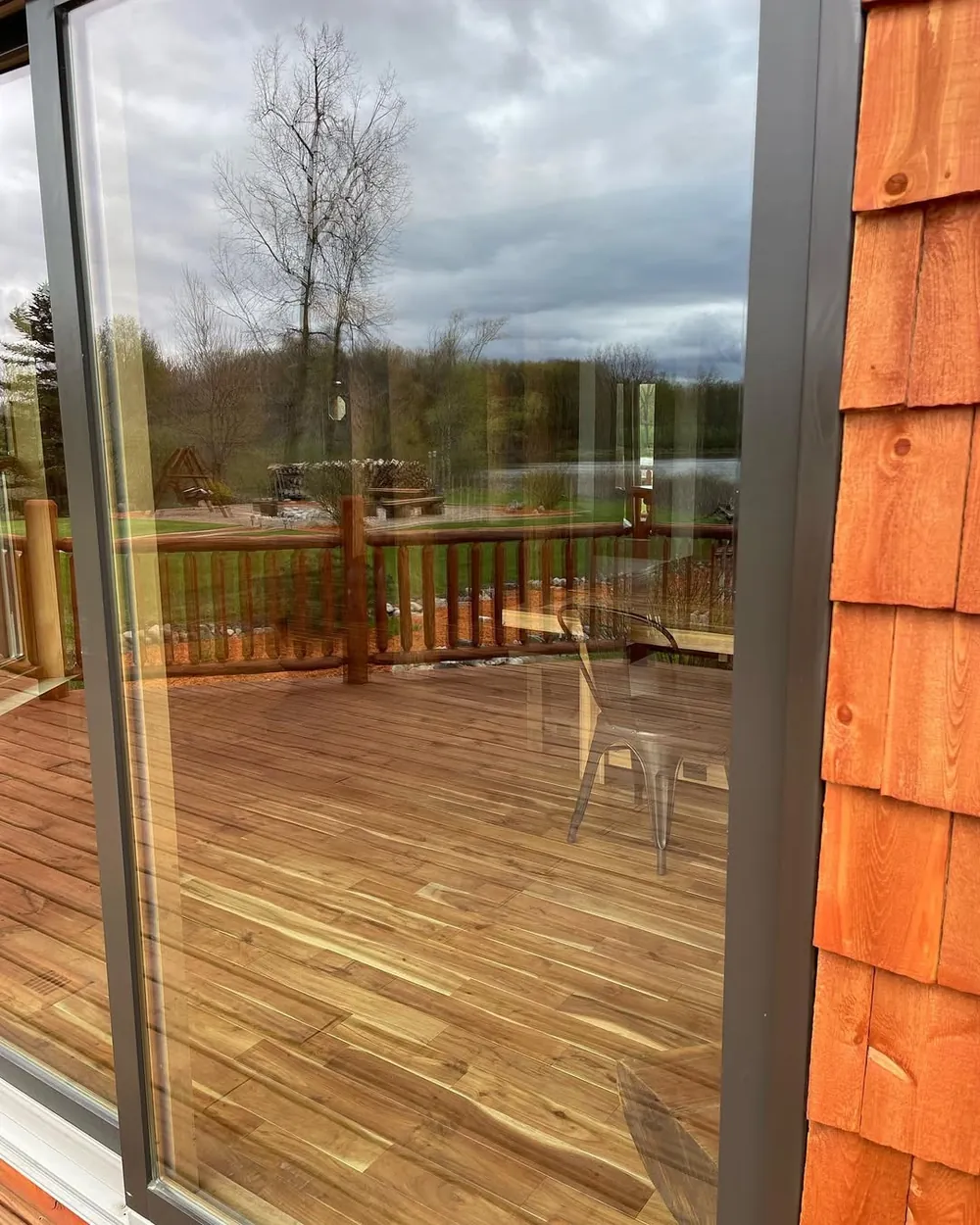 Clean cedar deck after professional deck cleaning in Okemos, MI