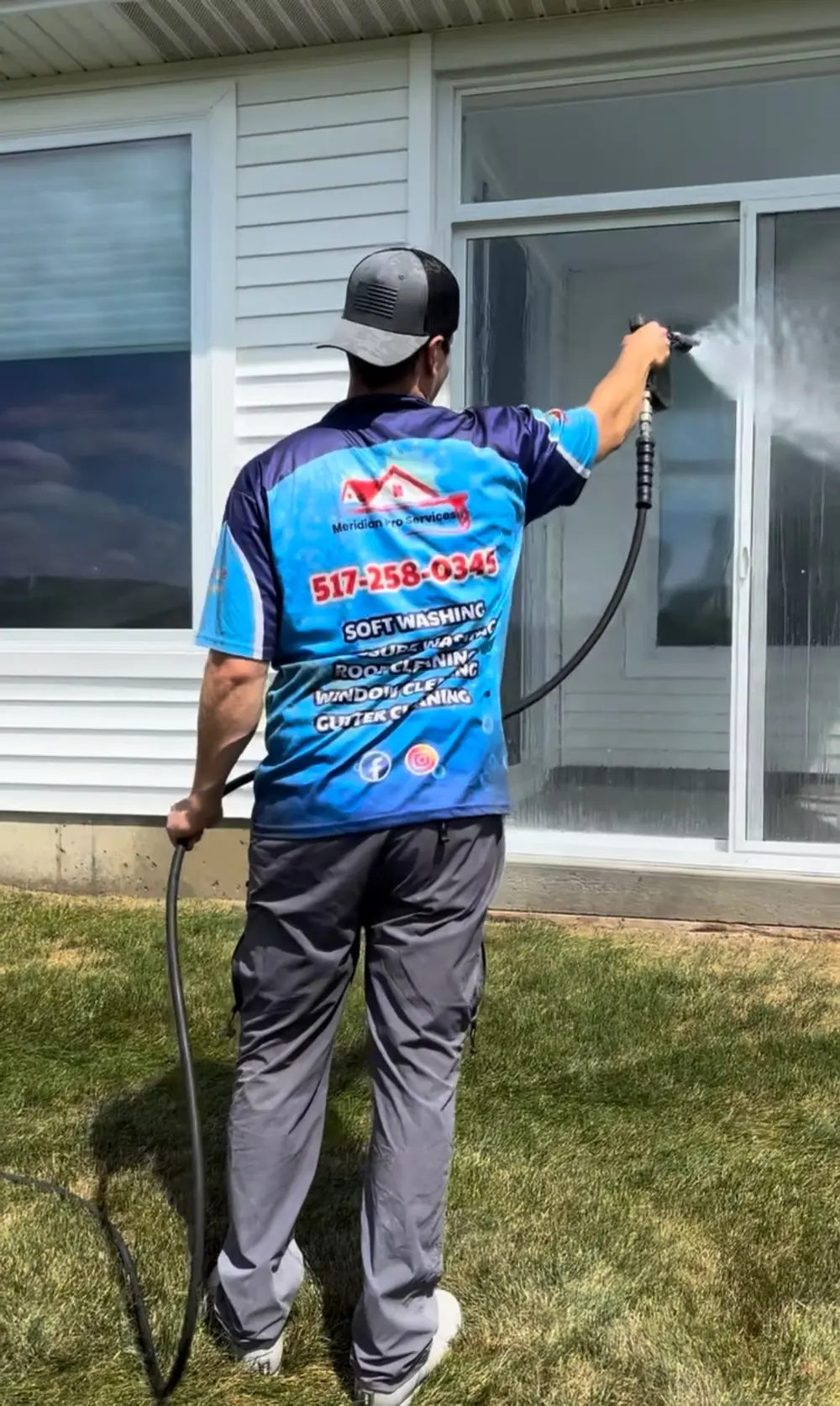Commercial window washing service in Lansing, MI