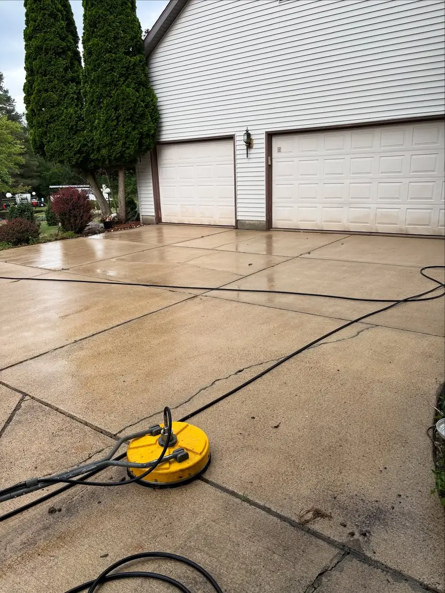 Driveway and concrete cleaning with a surface cleaner in Dewitt, MI